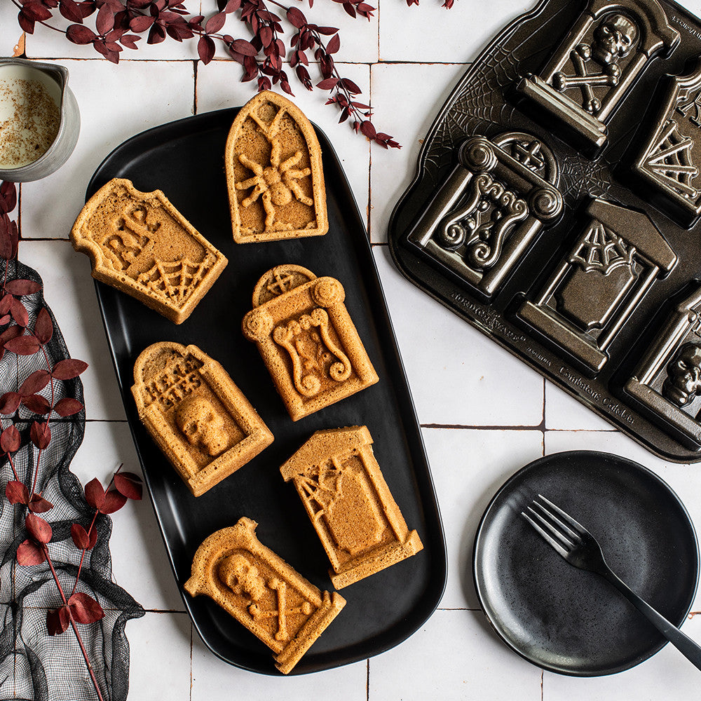 Tombstone Cakelet Pan