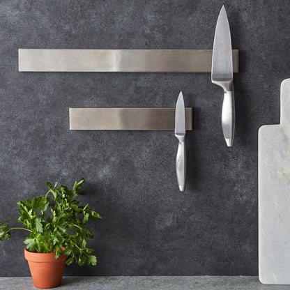 Deluxe Magnetic Knife Bar - 18In