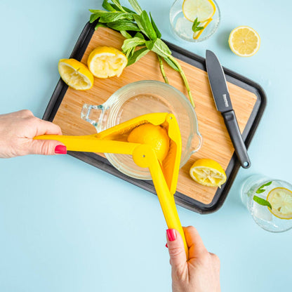 Fluicer® Lemon - Fold Flat Easy Citrus Juicer - CDU