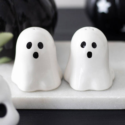 Scary Halloween Ghosts Ceramic Salt & Pepper Shakers Set