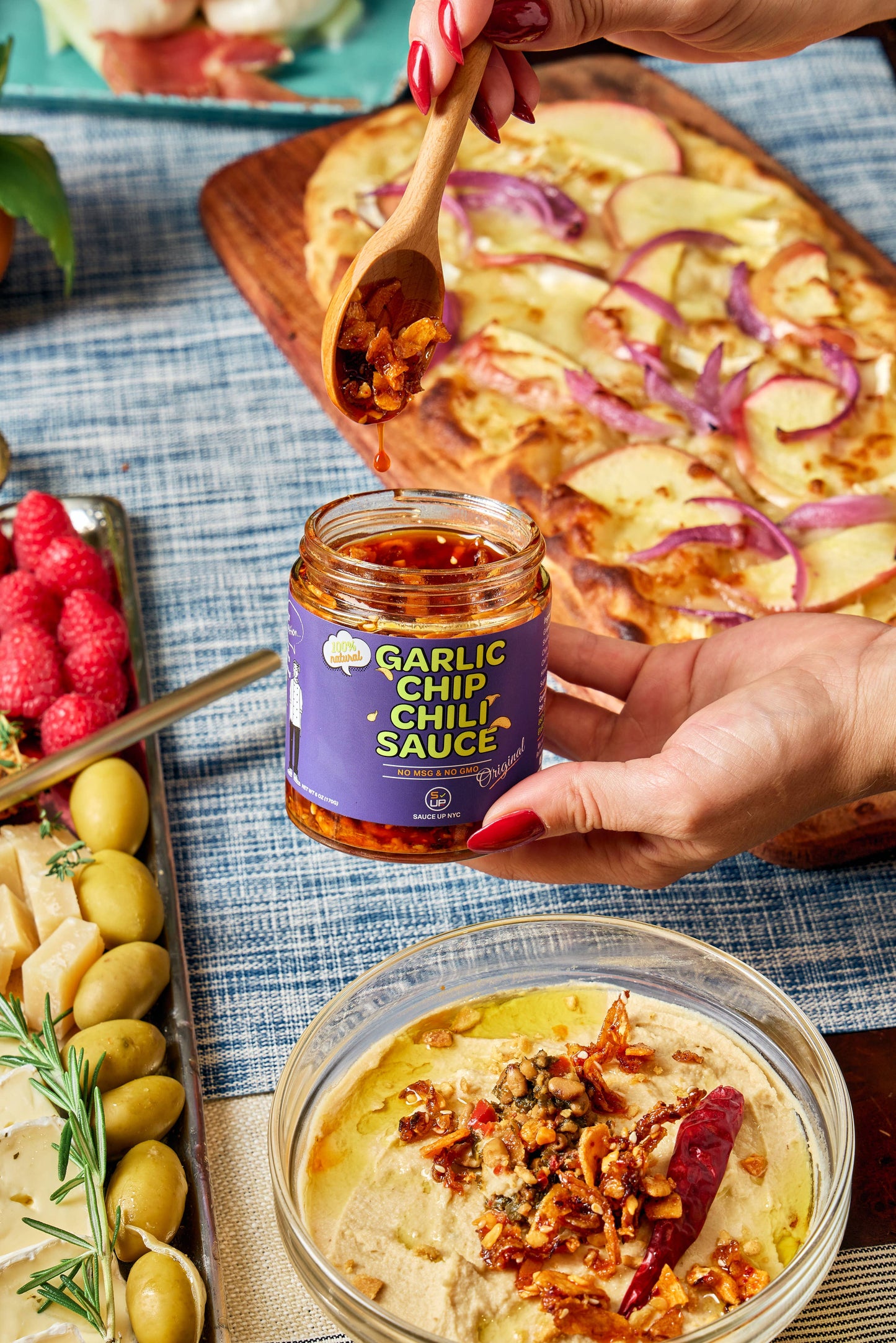 100% All-Natural Original Garlic Chip Chili Sauce -Topping !