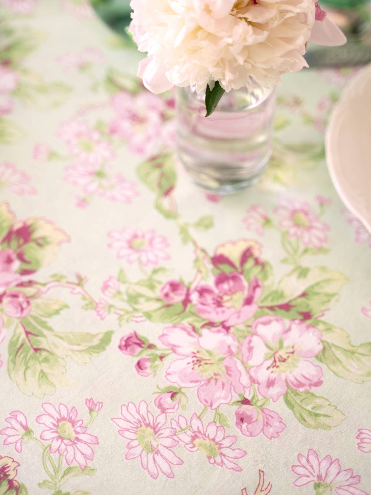 Apple Blossom Tablecloth - Light Green: 60x90