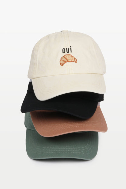 OUI CROISSANT EMBROIDERED BASEBALL CAP: Beige