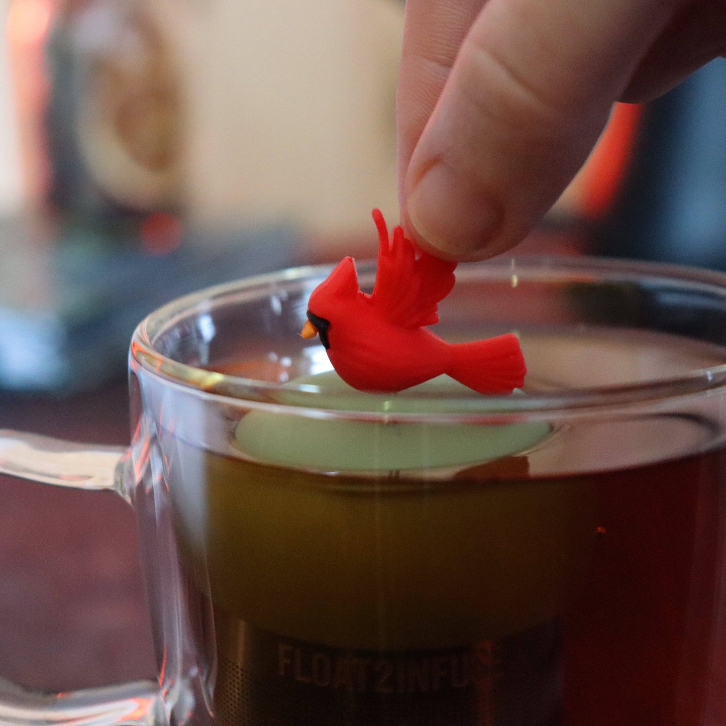 Red Cardinal | Floating Tea Infuser | Green Base | Red Bird