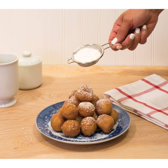HIC Kitchen Mesh Tea Strainer, 2.75in