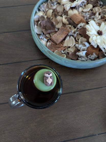 Otter | Floating Tea Infuser | Green Base | Brown Otter