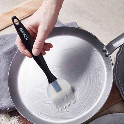 MINERAL B Carbon Steel Crepe & Tortilla Pan: 9.5"
