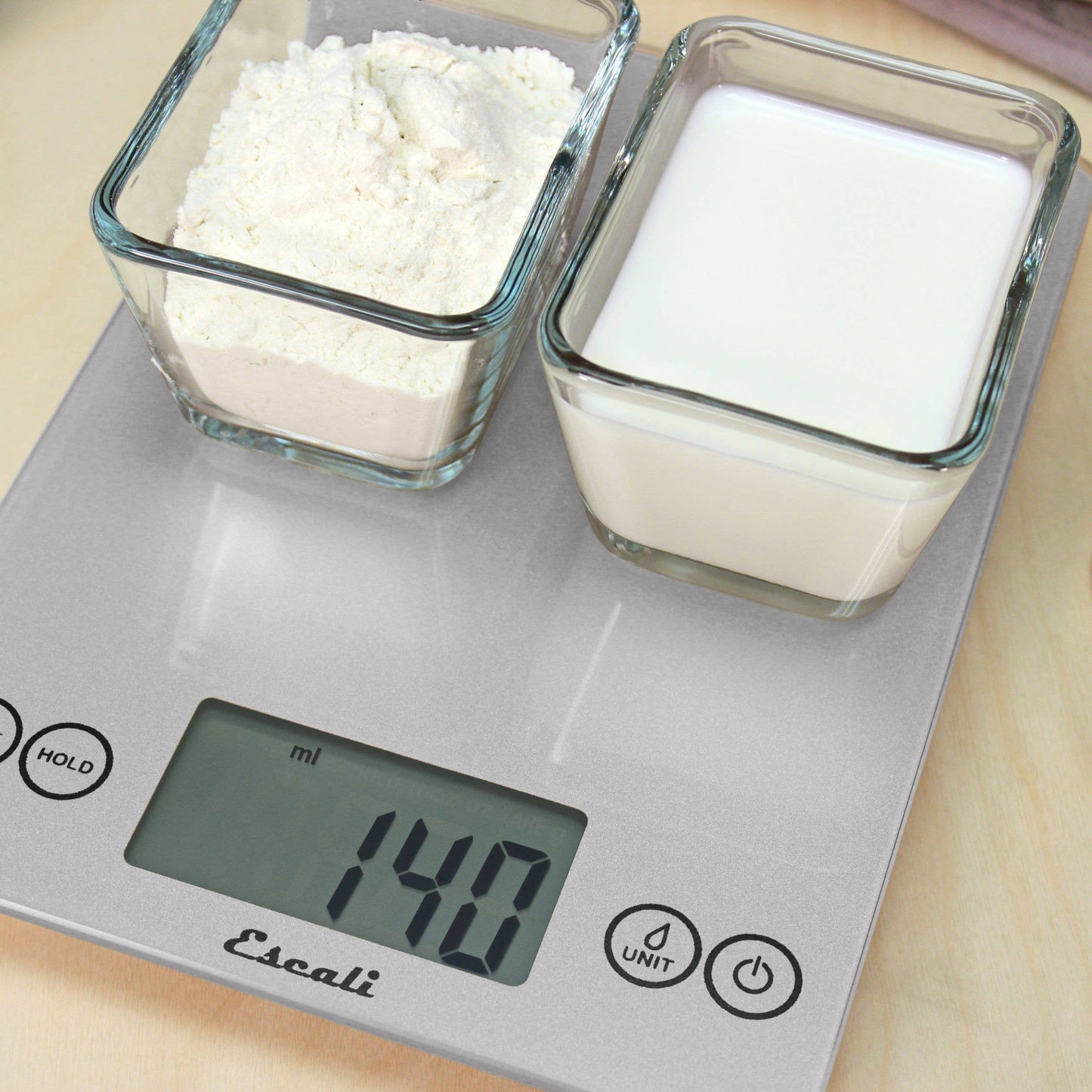 Escali Arti Glass Digital Scale: Black Obsidian